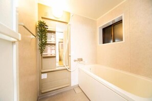 Kostenlose Toilettenartikel