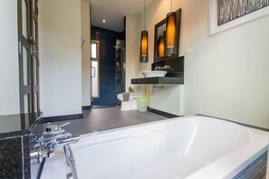 Room - Emerald Pool Villa in Rawai (Phuket)