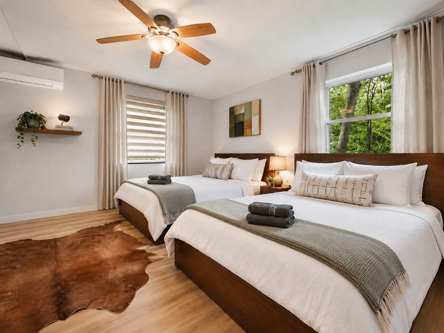 5 bedrooms, travel cot, free WiFi, bed sheets