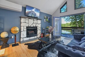 Fernseher, Tischtennisplatte