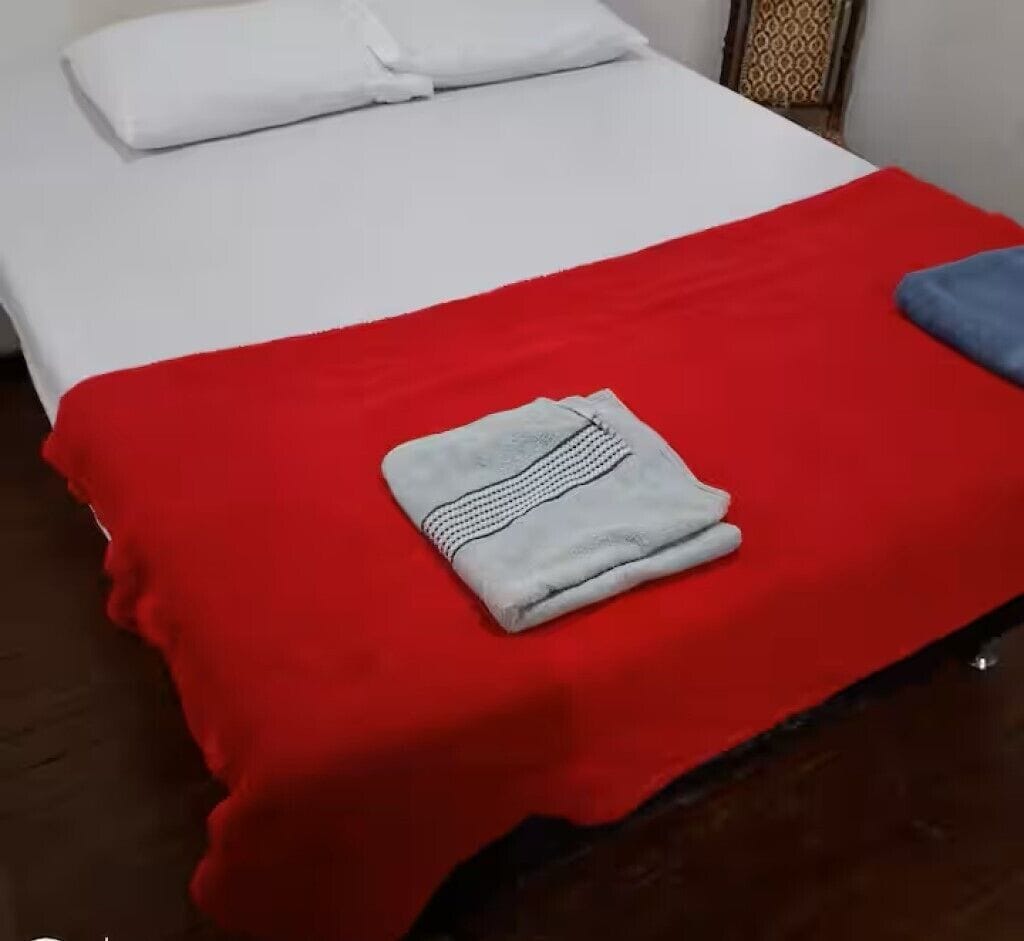 3 quartos, Wi-Fi de cortesia, roupa de cama