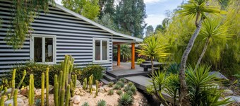 Luxury Family Compound 6 bedrooms in peaceful Topanga