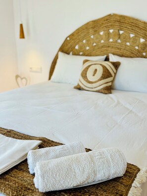 1 habitación, tabla de planchar con plancha, wifi gratis y ropa de cama 