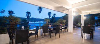 Hotel Issa - Double Room Sea View