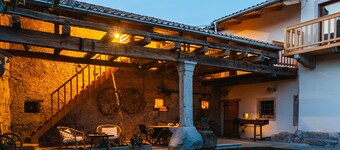 Vila Kobdilj 1835 – Room Rozina | Deluxe Triple with Historic Detail