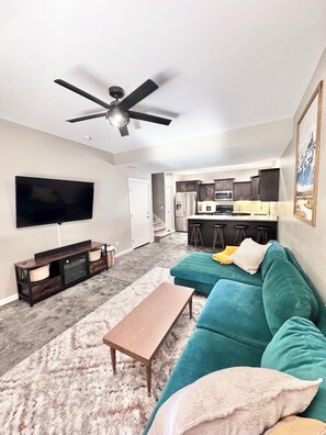 Smart-TV, Kamin