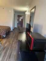 Habitación individual | Escritorio, espacio para trabajar con un portátil, cortinas opacas