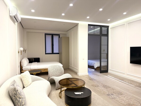 2 chambres, fer et planche à repasser, lit parapluie, Wi-Fi gratuit