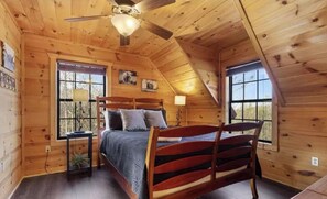 4 室のベッドルーム、アイロン / アイロン台、旅行用ベビーベッド、WiFi