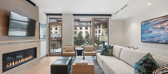 Snowmass Lux Getaway by Snowmass Vacations