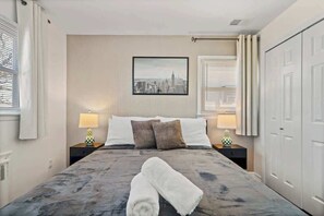3 chambres, bureau, fer et planche à repasser, Wi-Fi gratuit