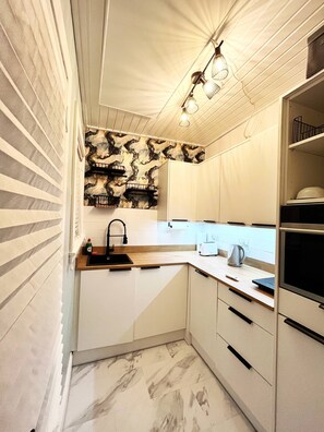 Appartement, 2 chambres, accessible aux personnes à mobilité réduite, vue ville | Intérieur