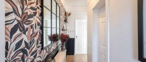 Apartment, 2 Bedrooms, Accessible, City View | Interior