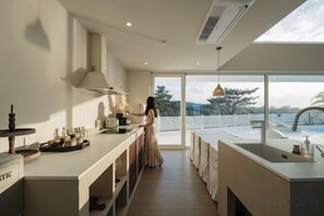 Unclassified image, 4 of 39, button - Jeju Allegra (Jeju City)
