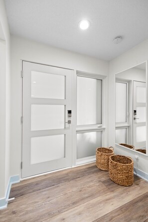 Interior - 2 Bedroom townhome Seaplace by FGC (Longboat Key)