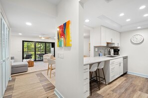 Interior - 2 Bedroom townhome Seaplace by FGC (Longboat Key)