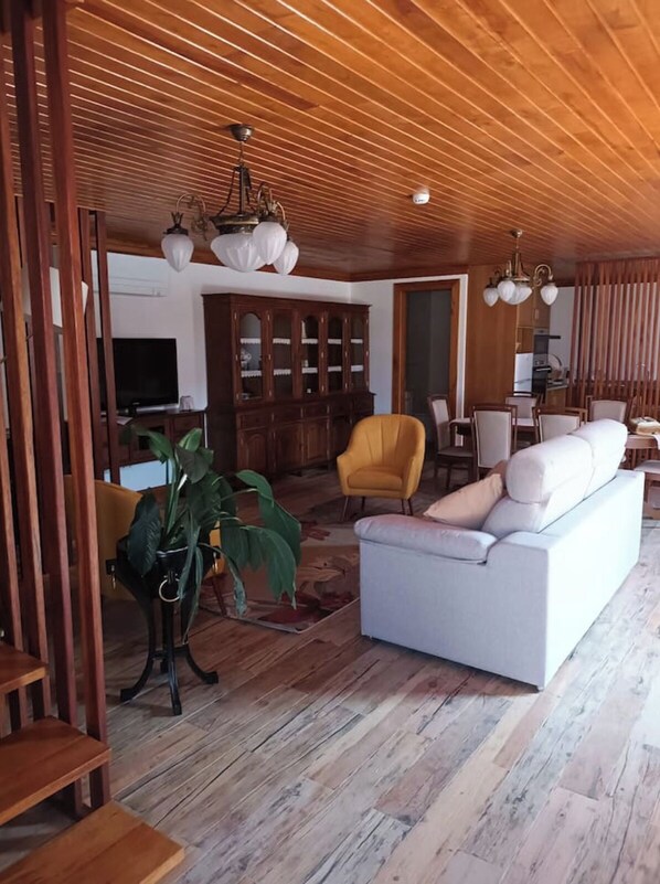 TV connectée, chaîne hi-fi