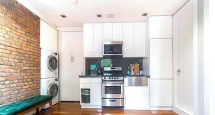 Stylish2 2BR Apartment in Manhattan