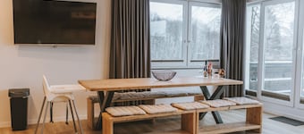 Vacation apartment Schneeglück for 10 people with large terrace
