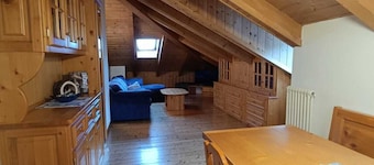 Typical attic room in Fucine di Ossana for one or two families