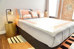 2 slaapkamers, een strijkplank/strijkijzer, wifi, beddengoed