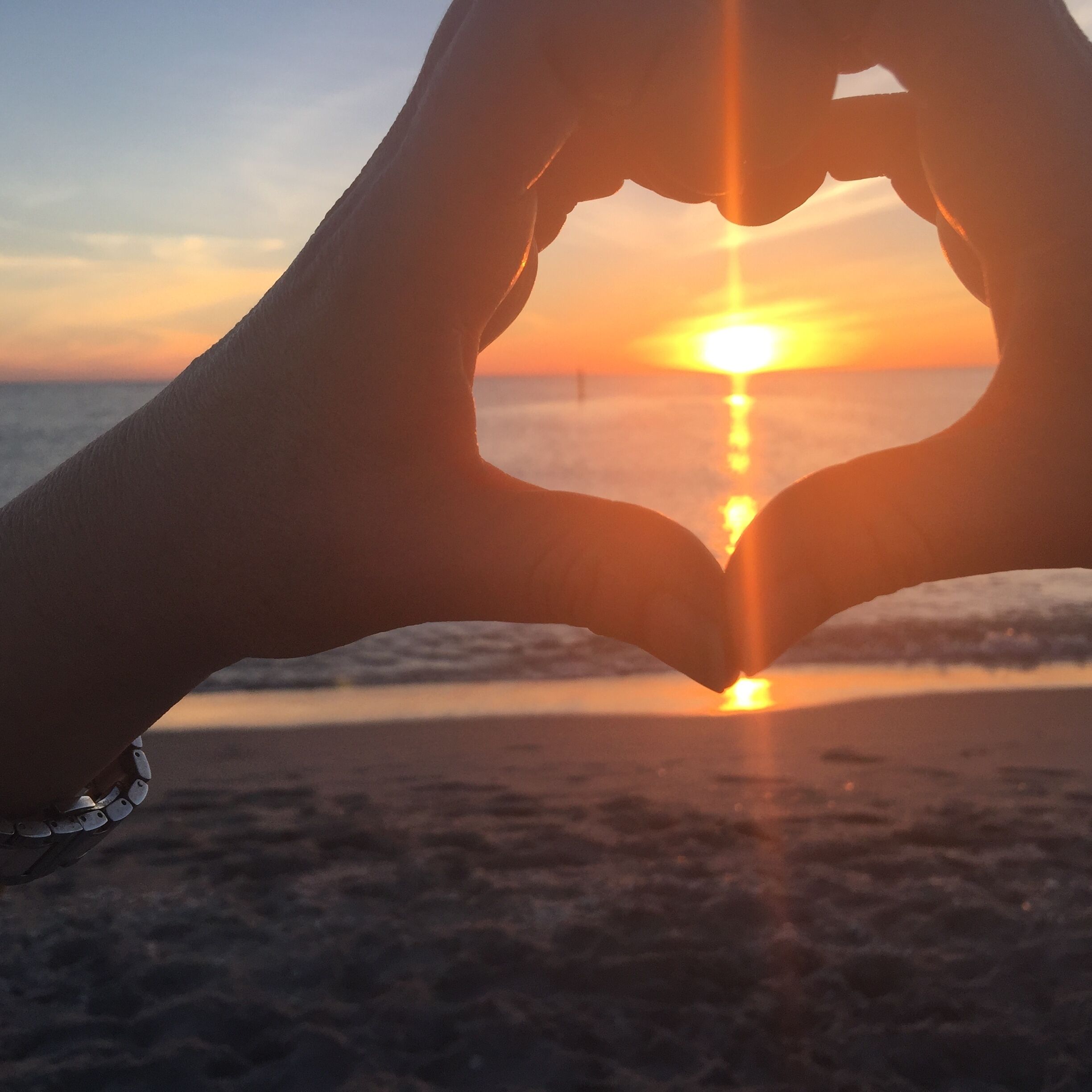 Chaises longues, serviettes de plage