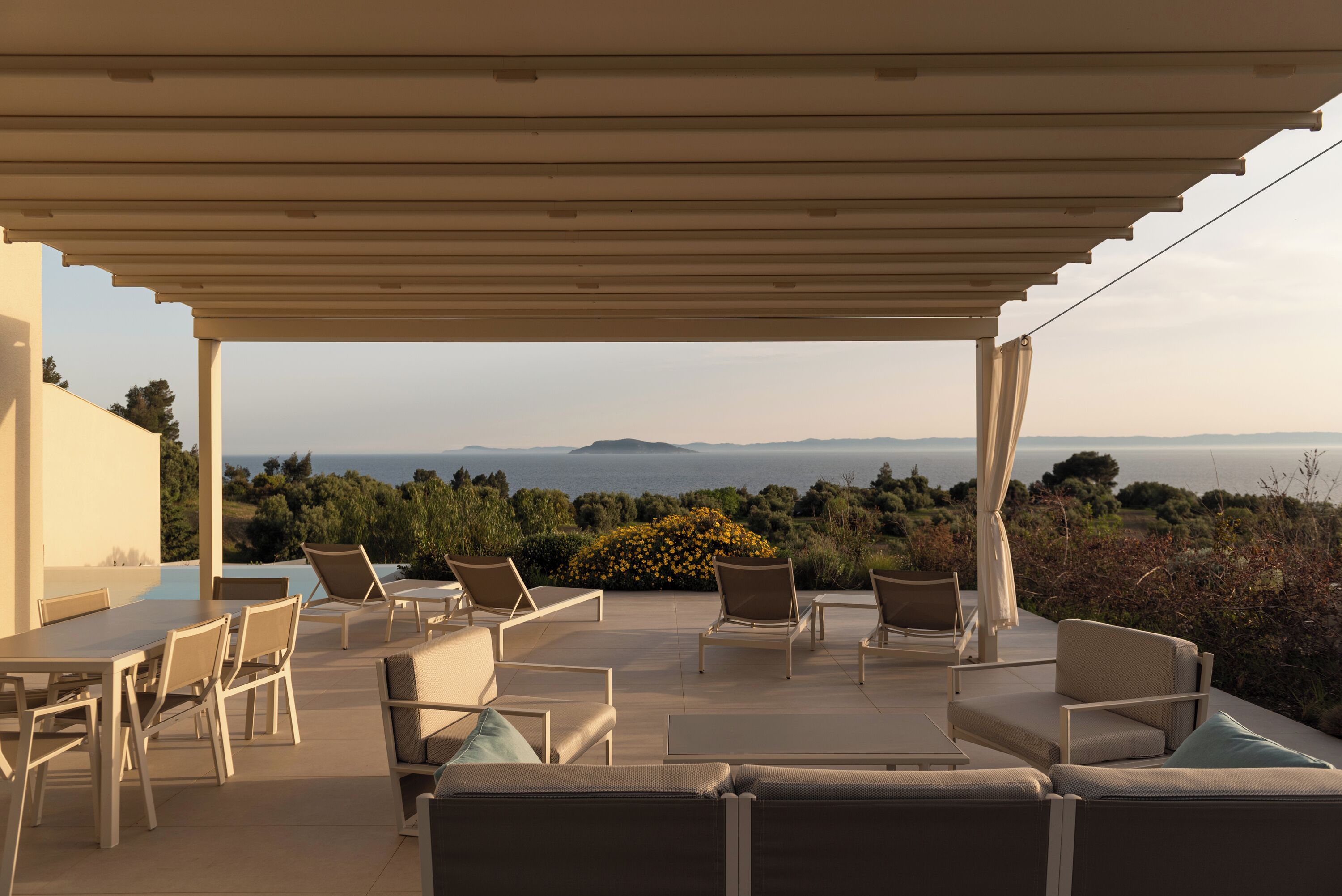 Luxury Villa, Sea View | Pemandangan dari bilik