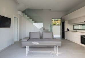 Luxury Villa, Sea View | Private kitchen | Full-size fridge, oven, stovetop, dishwasher - Olive Grove Villas with Private Pools (Sithonia)