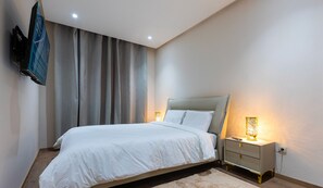 1 bedroom, iron/ironing board, travel crib, free WiFi - Acacia studio Casablanca 01 (Casablanca)