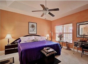 2 bedrooms, desk, iron/ironing board, WiFi