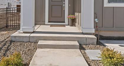 The "Ashtyn" New 4-bdrm townhome in Eagle w/Pool, WiFi, A/C and 2 car Garage!!