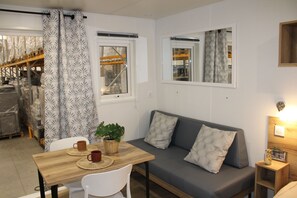 Superior Mobile Home, Garden View | Living area - Camping Nibelle - Nos Studios (Nibelle)