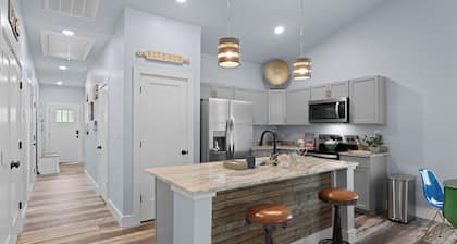 Welcome to Sunset Haven at Lake Bowen. This is a new 3bed 2bth Pet Friendly home