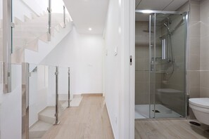 Shower, hair dryer, towels - PANORAMIC relax apartment (Finestrat)