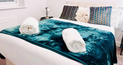 Holiday Home With Free Parking,pool Table&hot tub