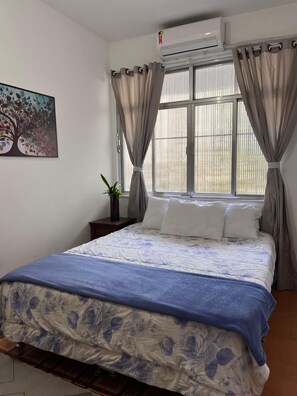 Kamer, 1 twee- of 2 eenpersoonsbedden | Gratis wifi, beddengoed