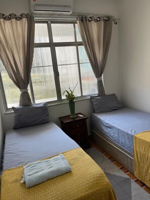 Kamer, 1 twee- of 2 eenpersoonsbedden | Gratis wifi, beddengoed