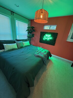 4 bedrooms, WiFi, bed sheets