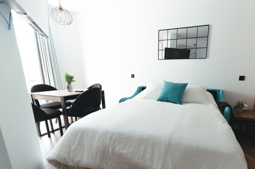 "Macarena Suites B" Studio with parking and terrace in Centro Histórico