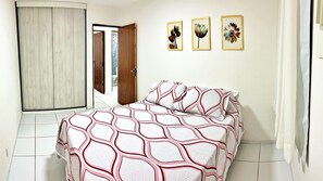 Apartment, 3 Bedrooms | Room amenity - Vacanze - Jardim Tropical (Maceió)