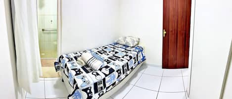 Apartment | 3 bedrooms, premium bedding, rollaway beds, free WiFi