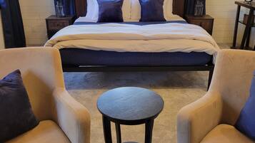 3 makuuhuonetta, silitysrauta/-lauta, Wi-Fi, vuodevaatteet