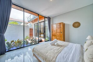 3 makuuhuonetta, silitysrauta/-lauta, ilmainen Wi-Fi, vuodevaatteet