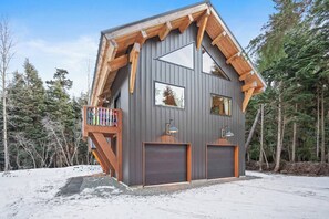 Exterior - The Timber House Boutique Bungalow (Girdwood)