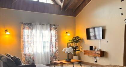 Hip Strip 2BR • Ocean Views • Walk to Everything