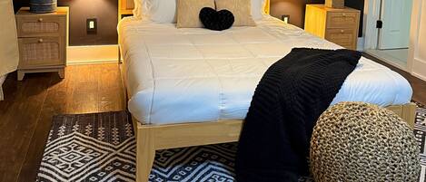 3 slaapkamers, een bureau, een strijkplank/strijkijzer, gratis wifi