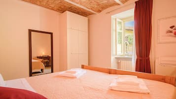 1 quarto, ferros/tábuas de passar roupa, Wi-Fi, roupa de cama