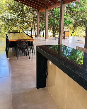 Outdoor dining