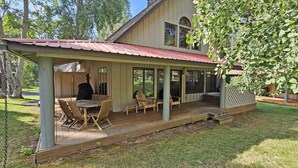 Condo, 3 Single Beds (Circle Four Condo 19) | Outdoor dining - Circle Four Condo 19 (Bend)
