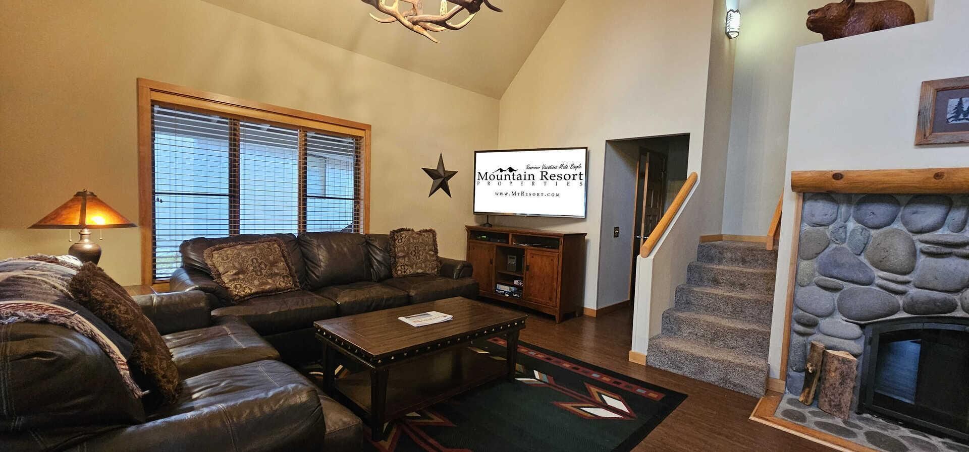 Condo, 3 Twin Beds (Circle Four Condo 19) | Living area